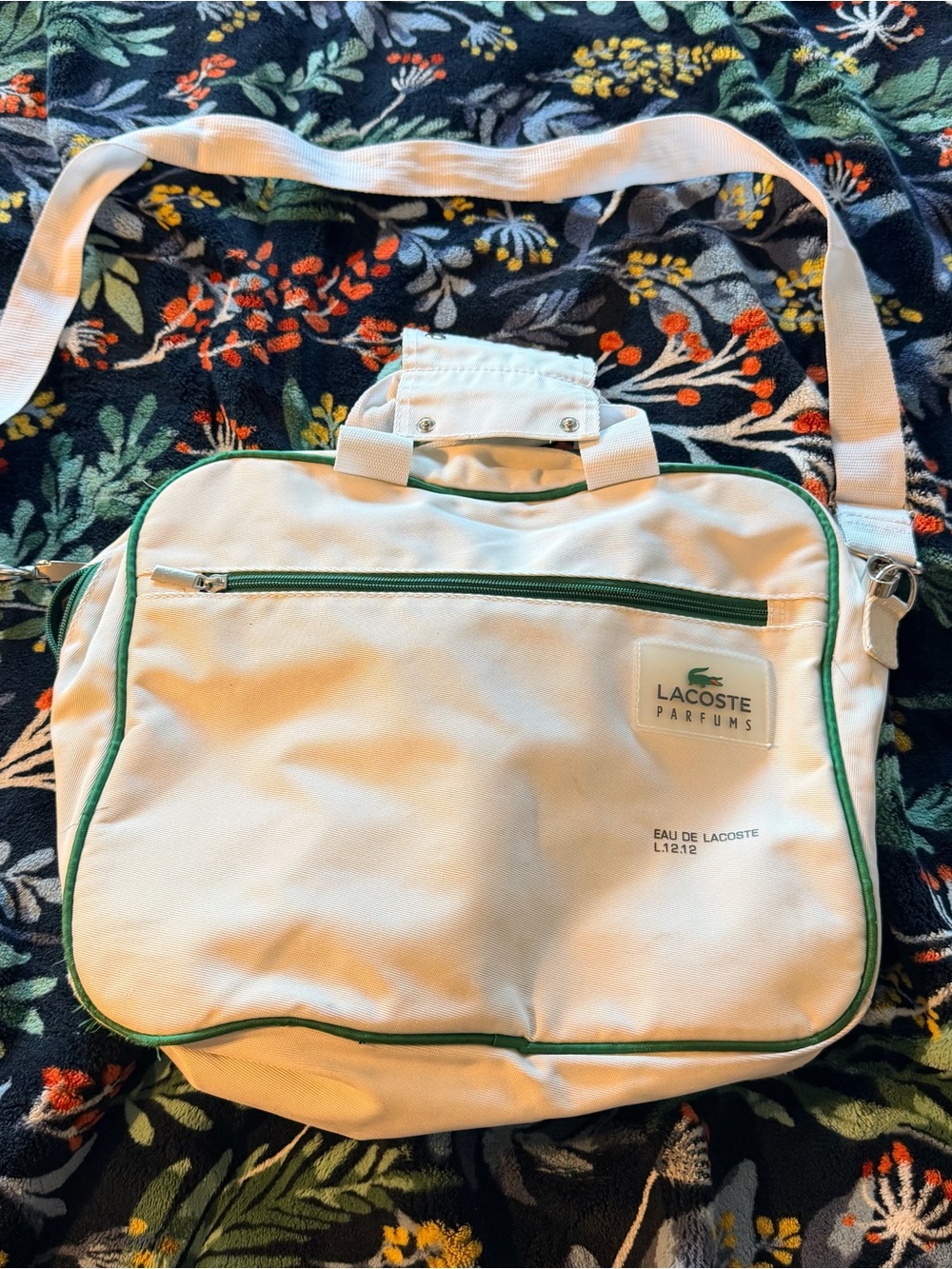Vintage Lacoste Parfums Men's White and Green Crossbody Bag